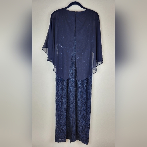 NWT Jessica Howard Embellished Sequin Capelet Gown in Navy 8P - Picture 5 of 14